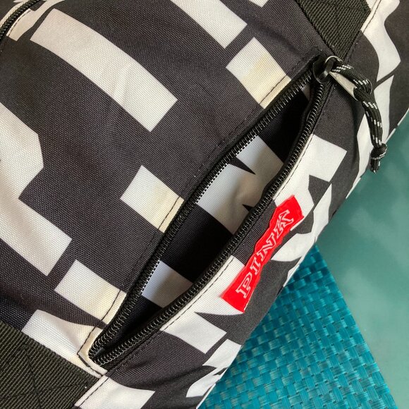 Victoria's Secret PINK Duffel Bag Black/White NWOT - Picture 8 of 15
